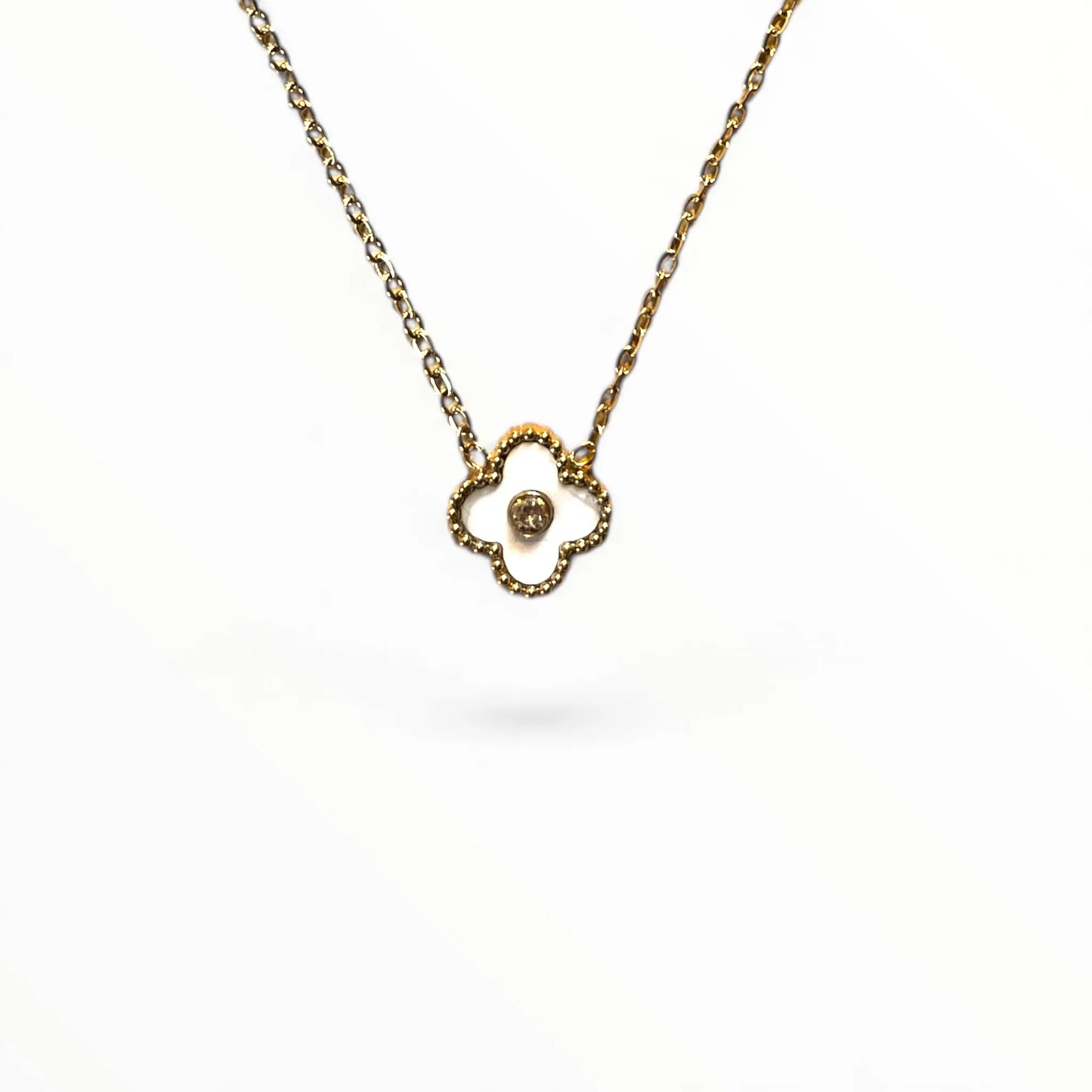 R3CEIVED Clover Diamond Necklace – White Edition
