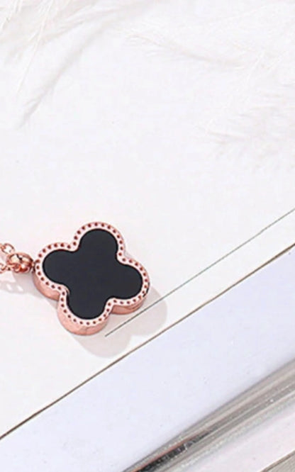 R3CEIVED Clover Necklace – White Edition