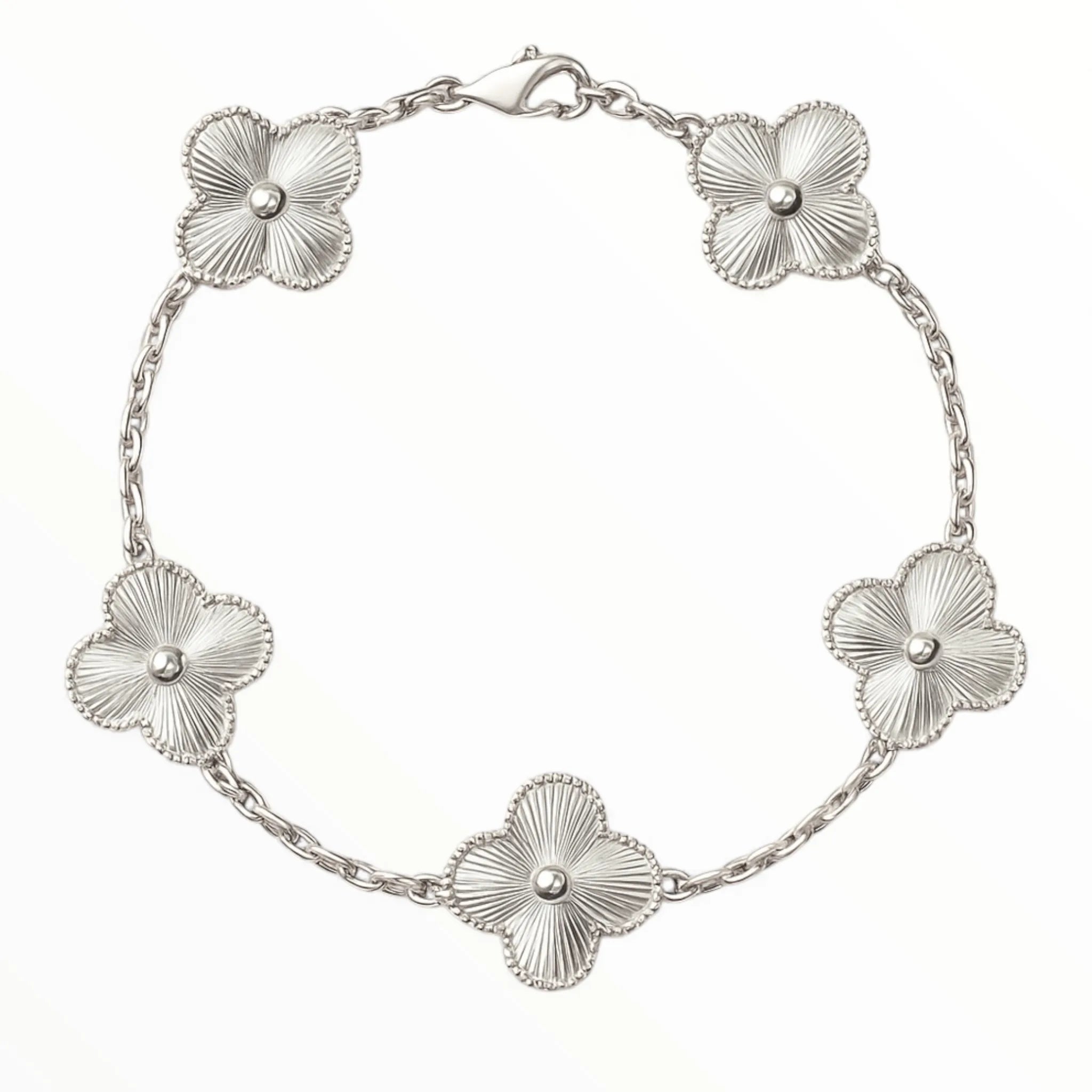 R3CEIVED Lucky Clover Armband – Zilveren Editie