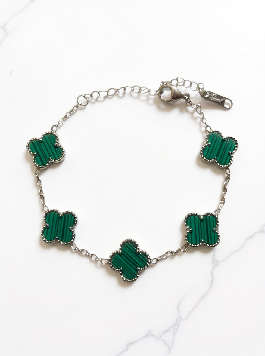 R3CEIVED lucky Clover Bracelet – Silver Green Edition (Stainless Steel)