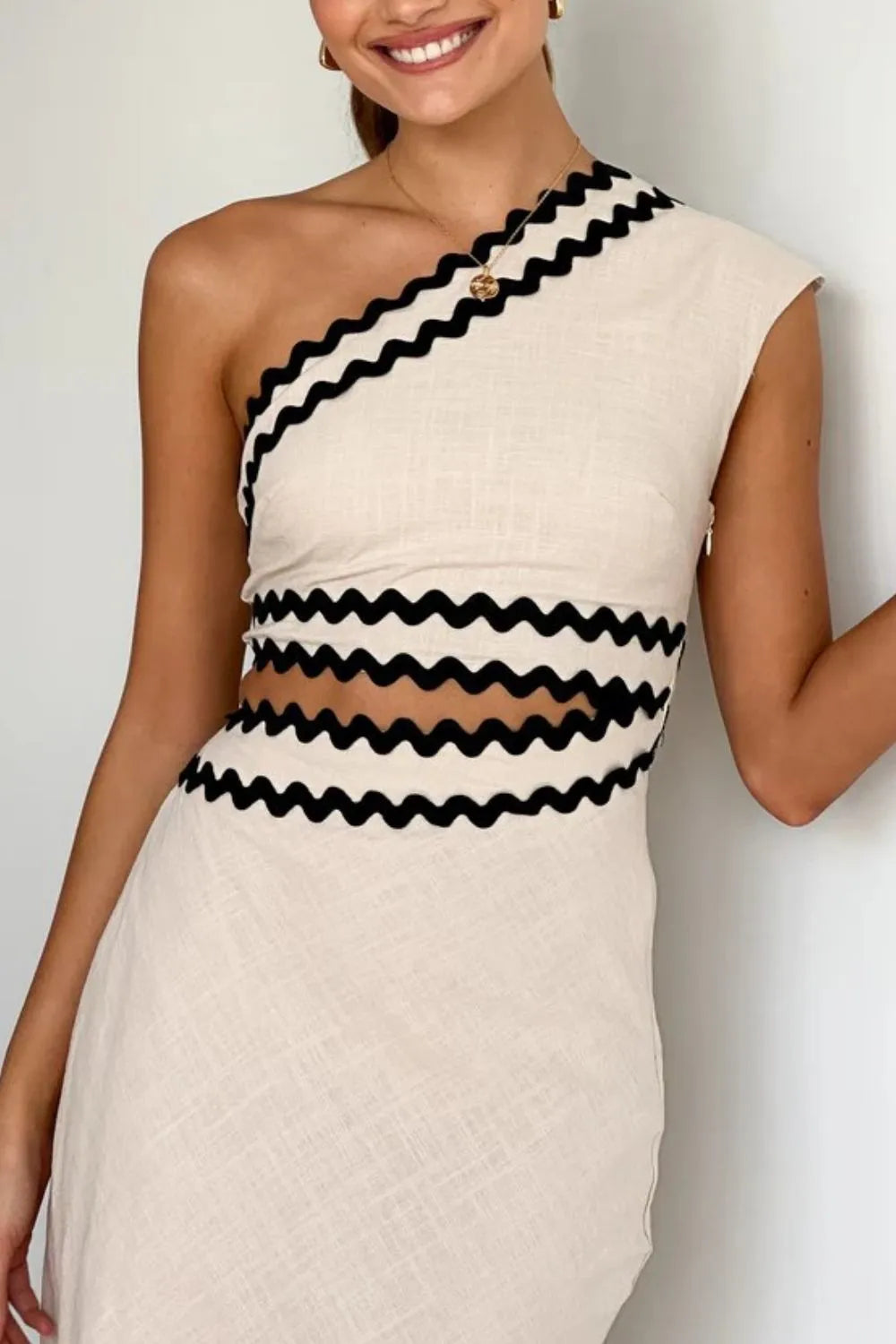 R3CEIVED Contour Dress