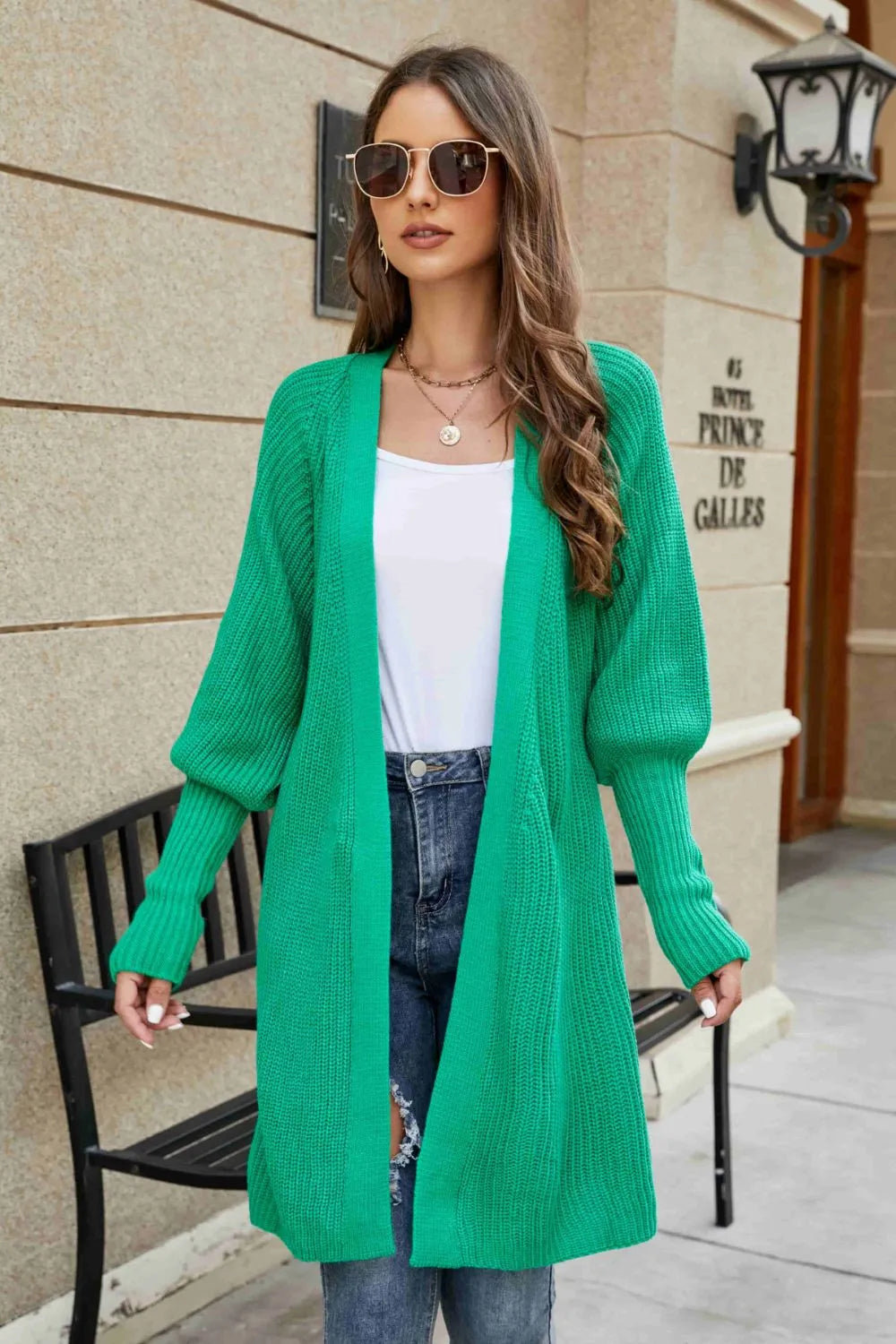 The statement Knit by R3CEIVED