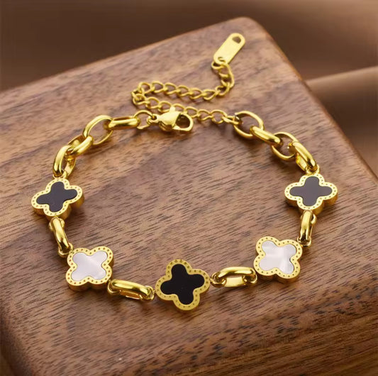 R3CEIVED — luck On Your risk 18K Gold Plated Clover at night Bracelet Unisex