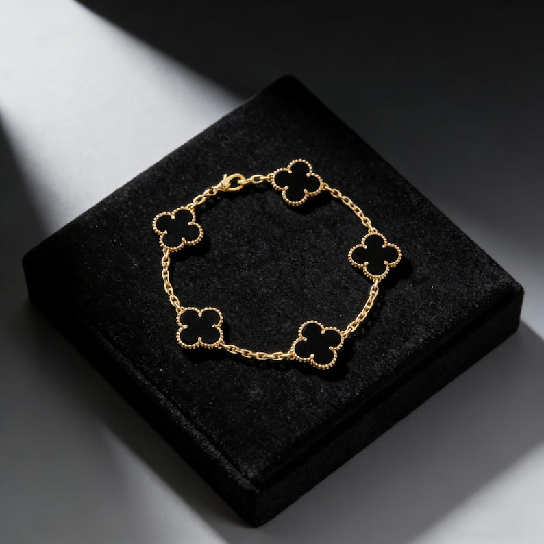 ONTVANGEN 1-Klaver Armband – Goud Zwarte Editie (18K Verguld)