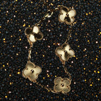 R3CEIVED lucky Clover Bracelet – Gold Edition