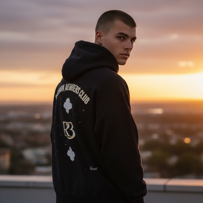 Clover at night by R3CEIVED Fashion Members Club exclusive V3