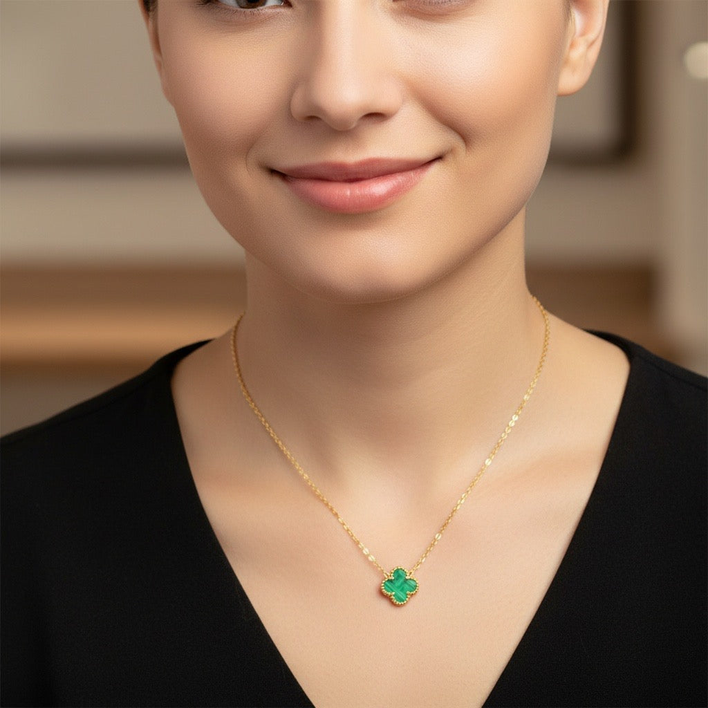 R3CEIVED Clover Necklace – Green Edition