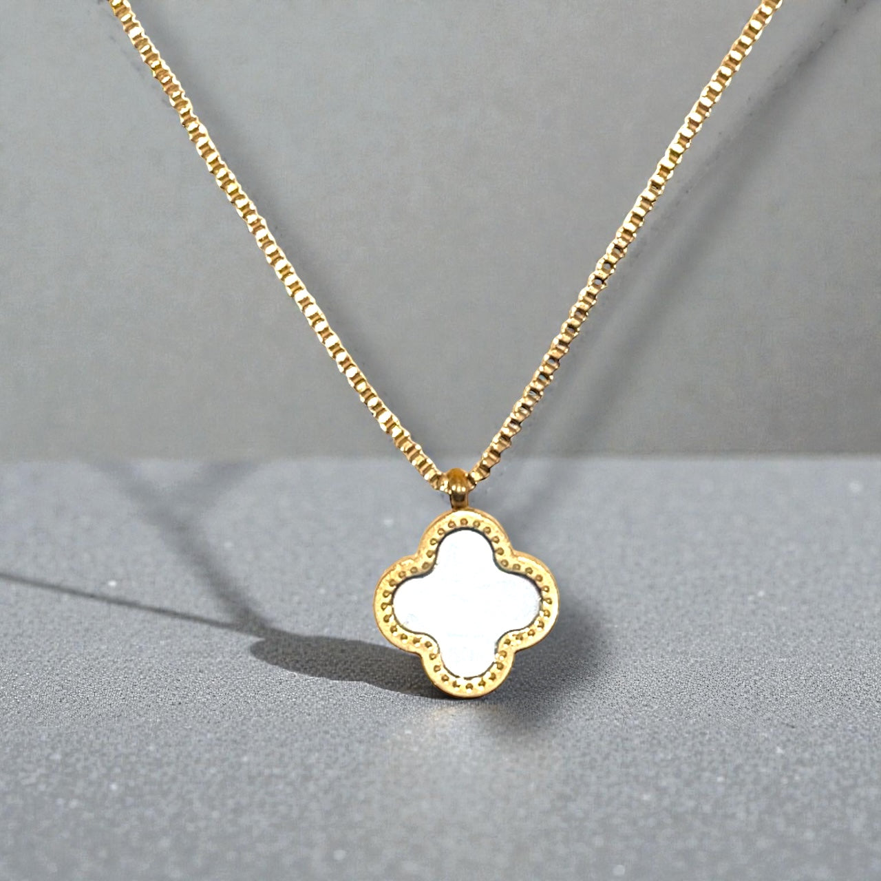 R3CEIVED Clover Necklace – White Edition