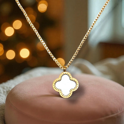 R3CEIVED Clover Necklace – White Edition