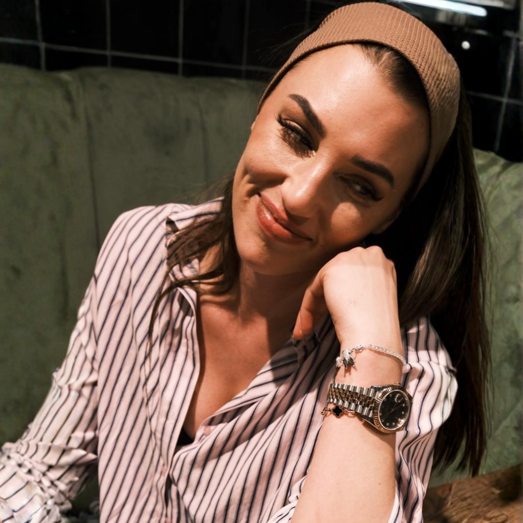 Selected Variant Image