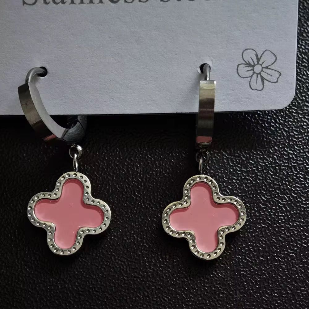 Geluks klaver oorbellen – Zilver / Roze 🍀